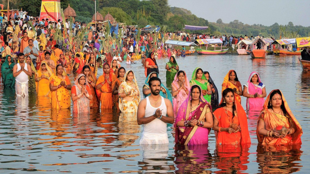 Chhath Puja 2024: कौन हैं छठी मईया? जानें उनकी शक्तियां और देवी रूप का महत्व